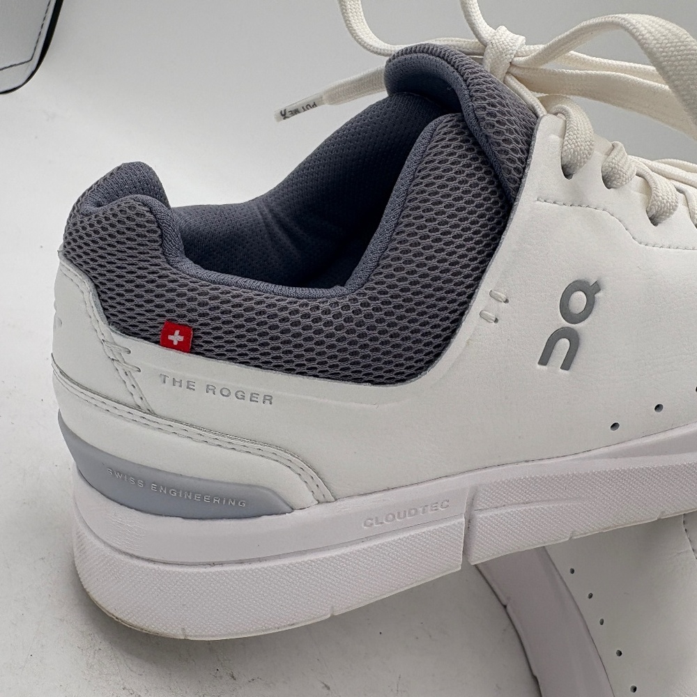 On Cloud The Roger Advantage White Fossil Sneaker 3WD10652763 Women's Size 10 - Picture 6 of 16